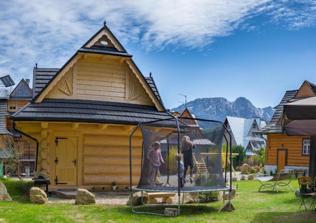 & Goralski Z Jacuzzi Chalet