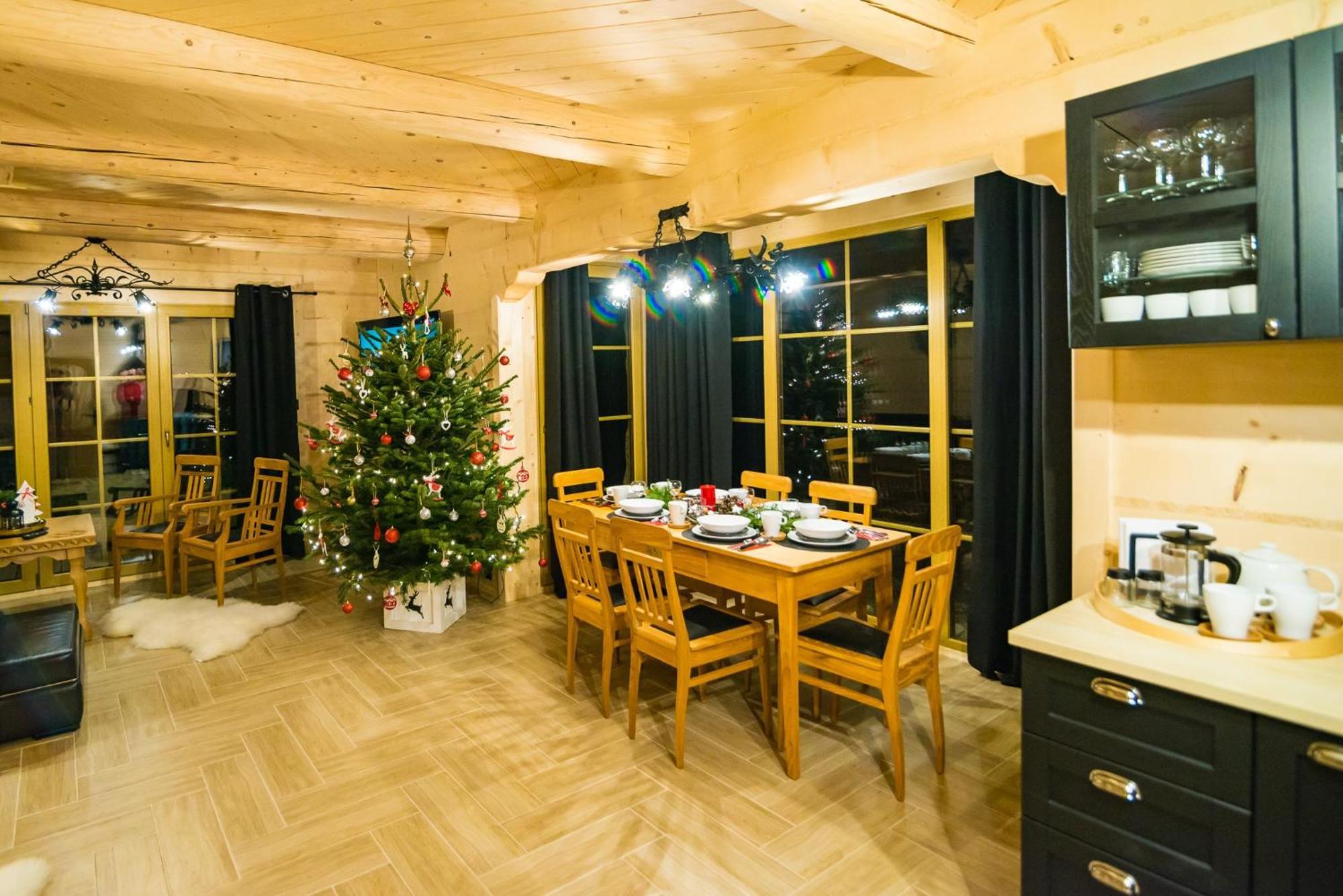 & Goralski Z Jacuzzi Chalet